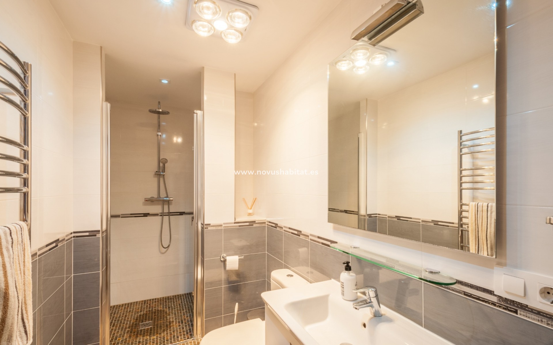 Resale - Villa - Moraira