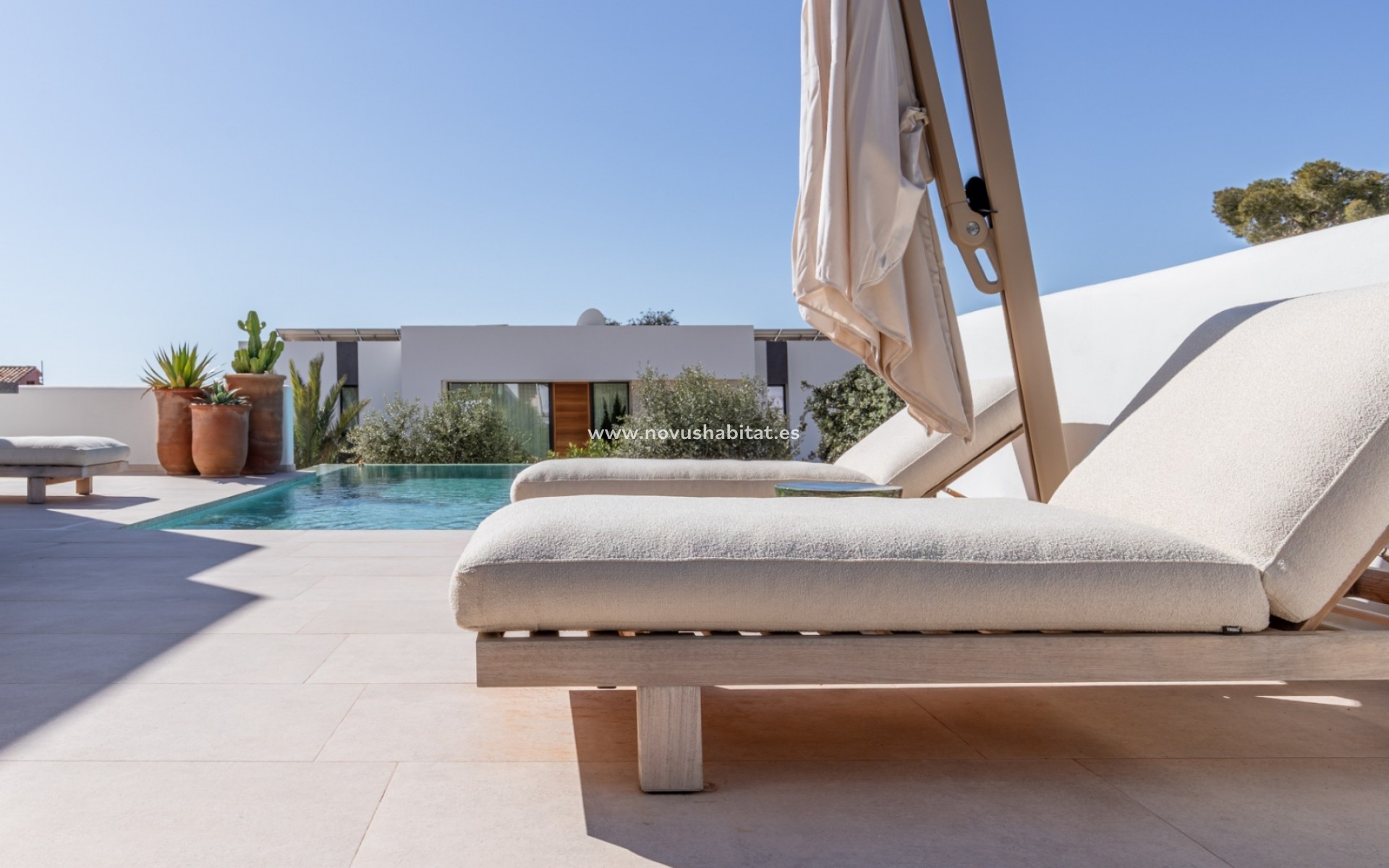 Resale - Villa - Moraira