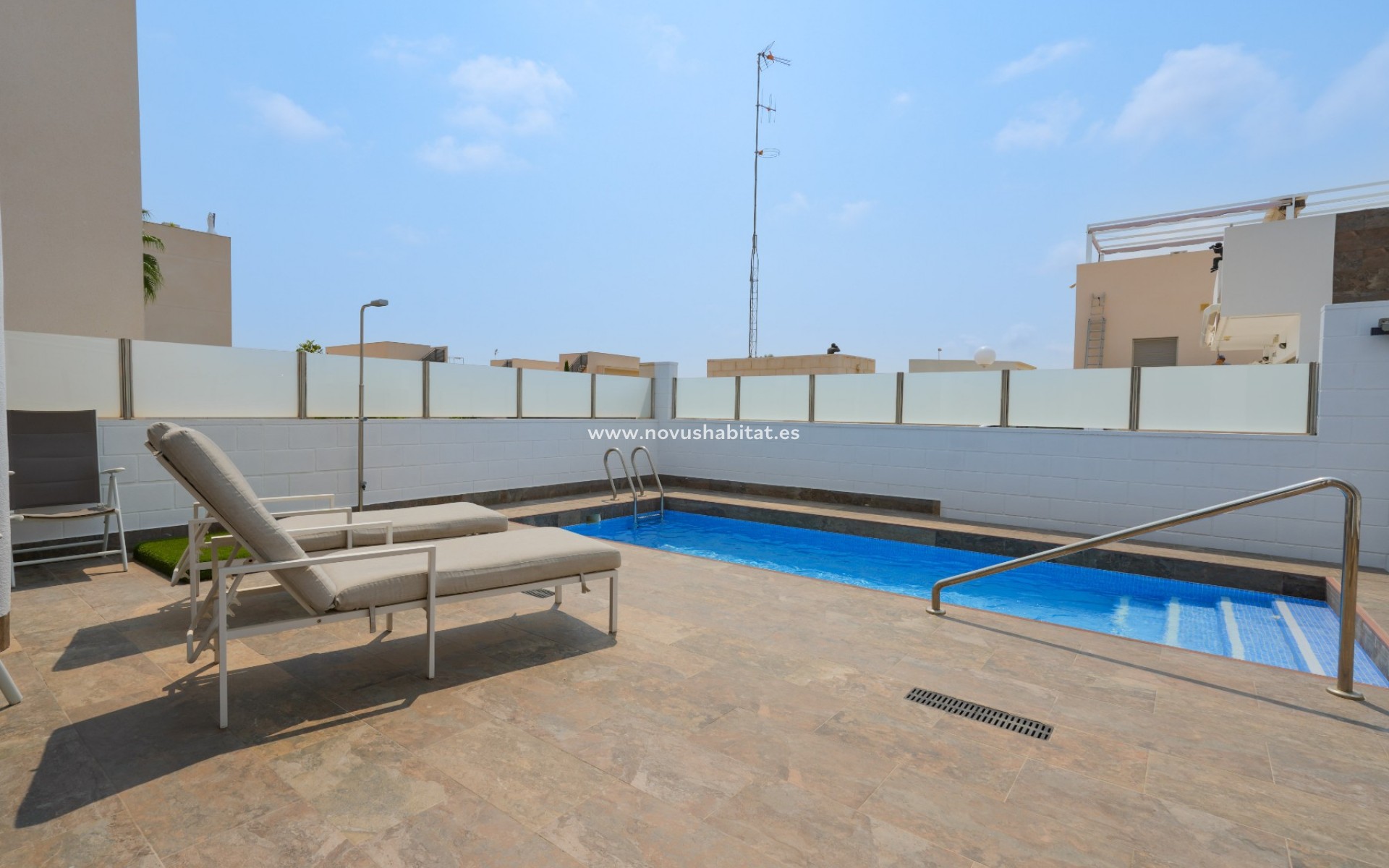 Resale - Villa - Orihuela Costa - La Zenia