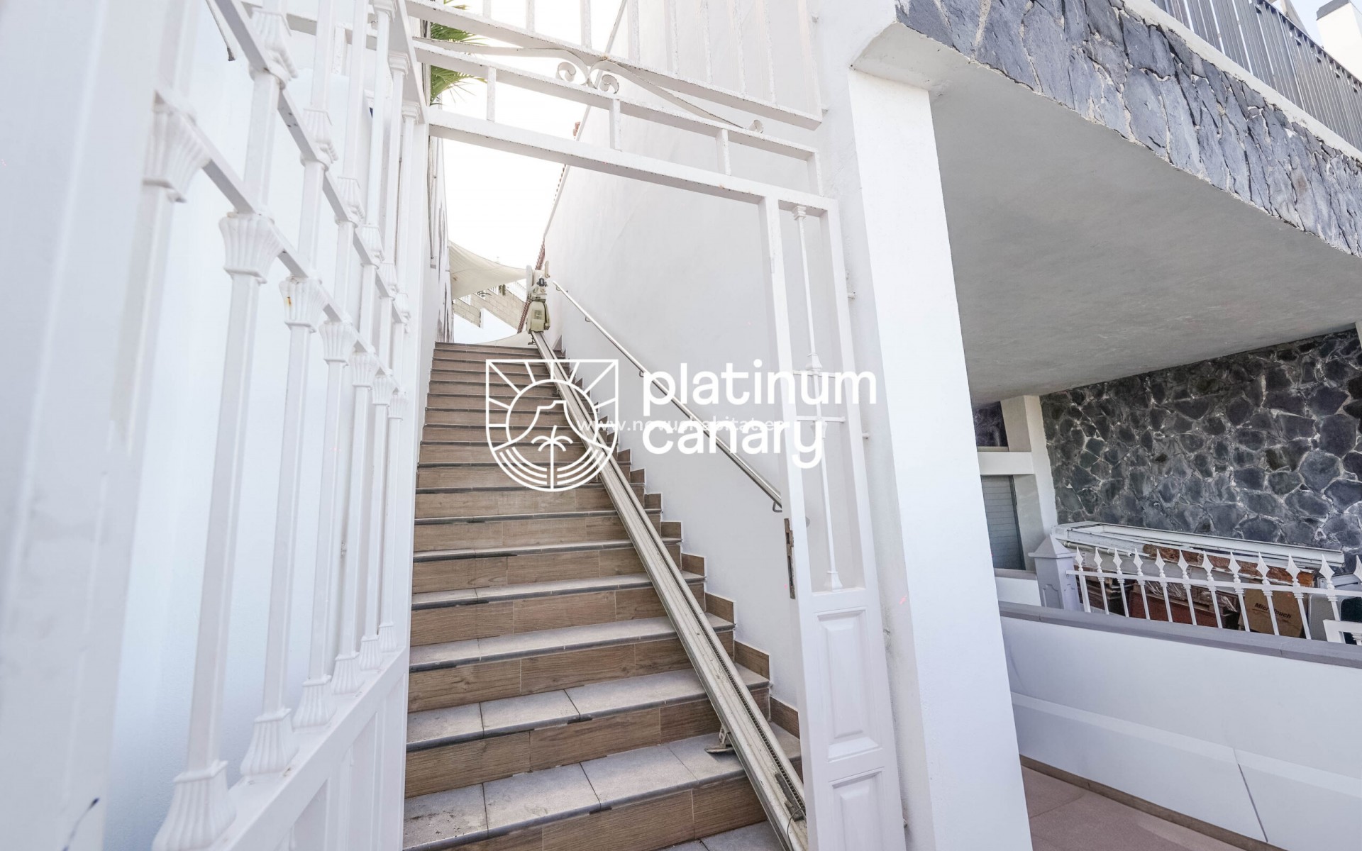 Resale - Villa - San Eugenio - Santa Cruz de Tenerife