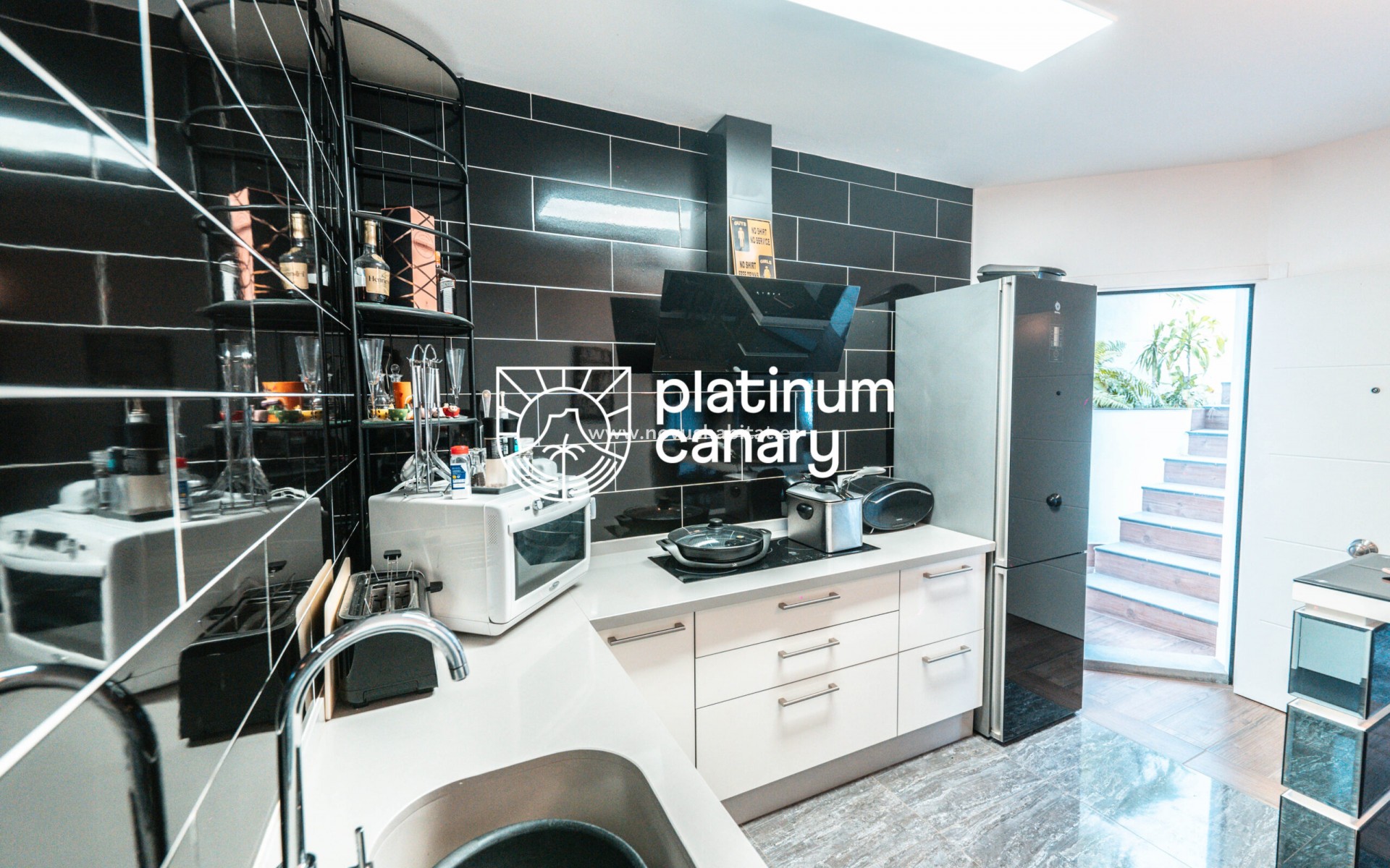 Resale - Villa - San Eugenio - Santa Cruz Tenerife