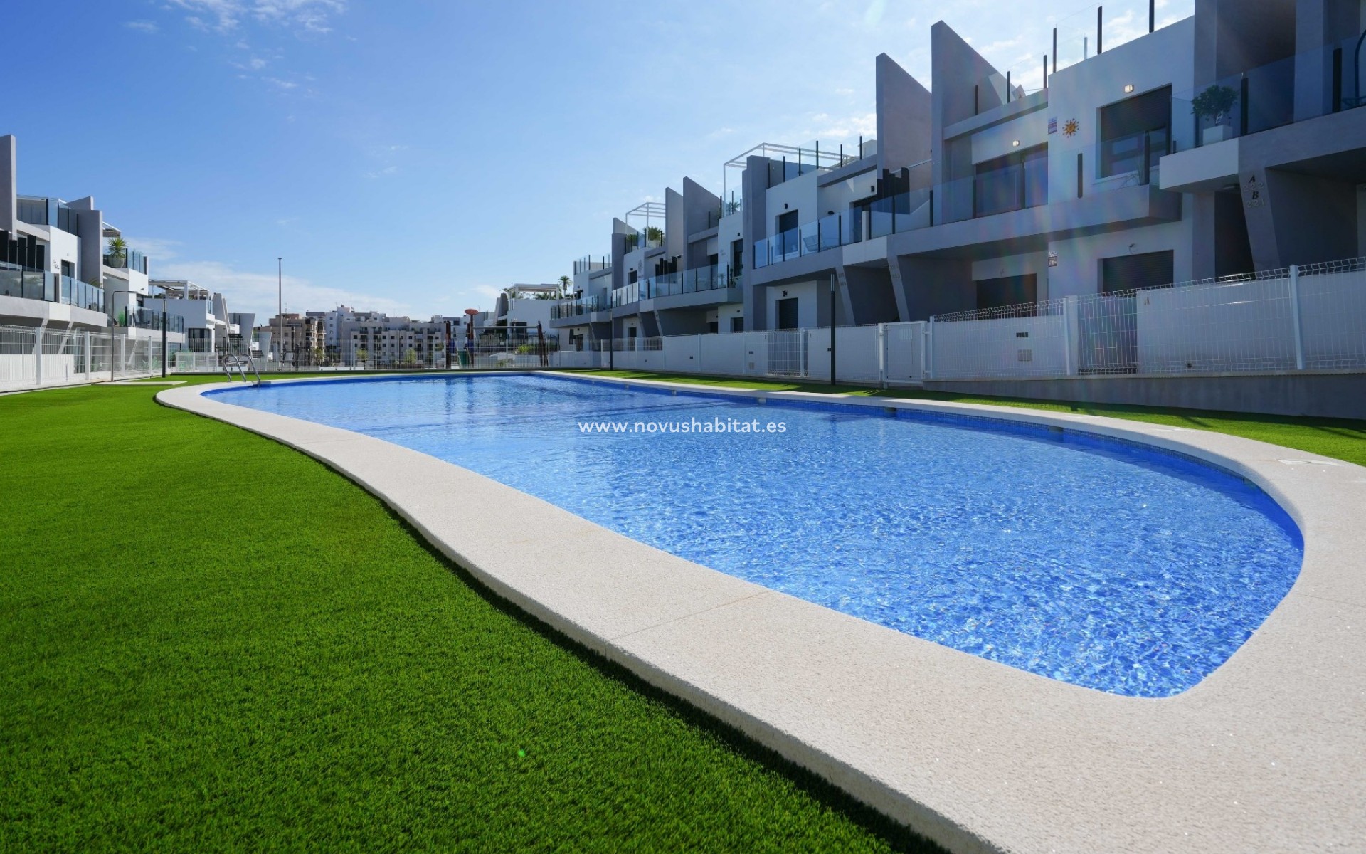 Resale - Villa - San Miguel - San Miguel Salinas