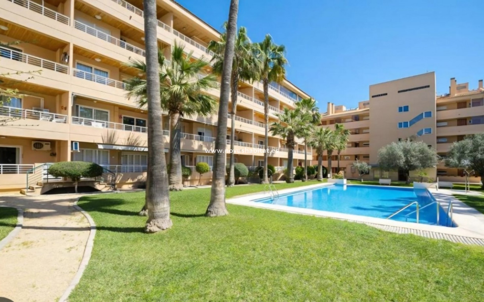 Revente -  Appartement - Albir