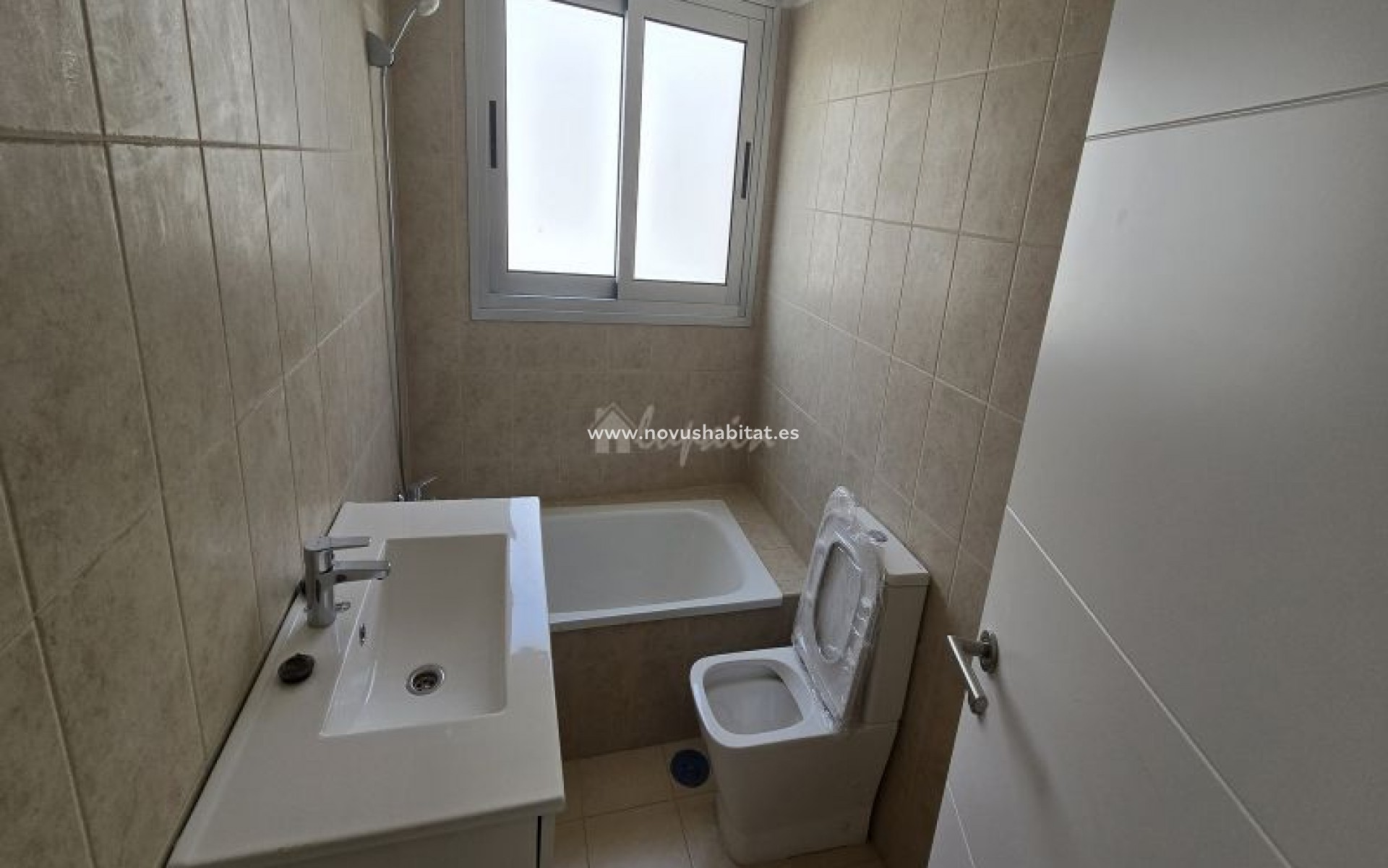 Revente -  Appartement - Guia De Isora - Edf Parque Guia De Isora Tenerife