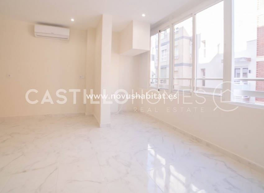 Revente -  Appartement - Torrevieja - Centro