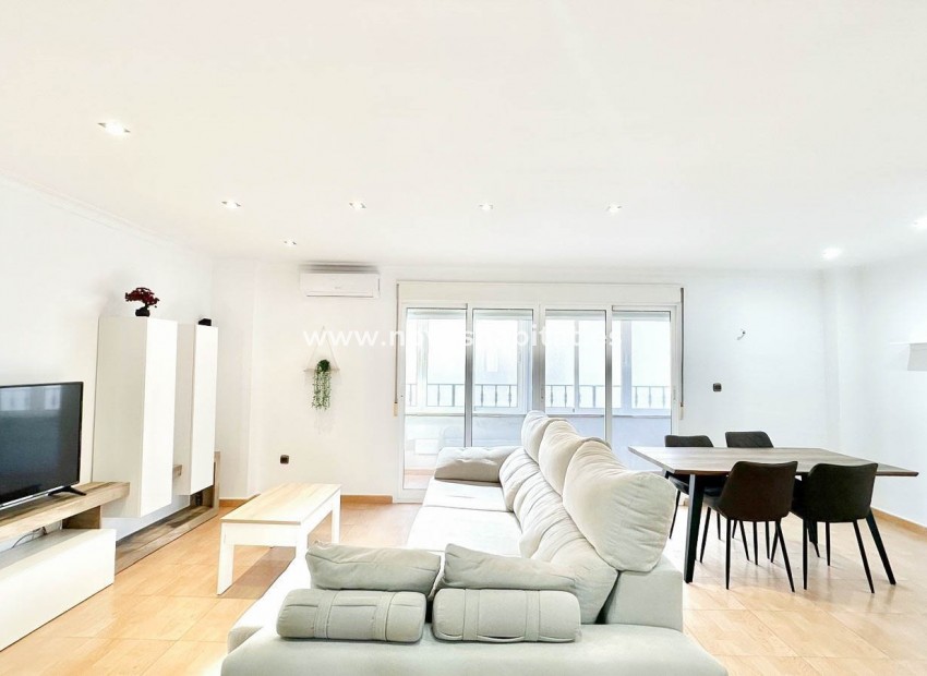 Revente -  Appartement - Torrevieja - Centro