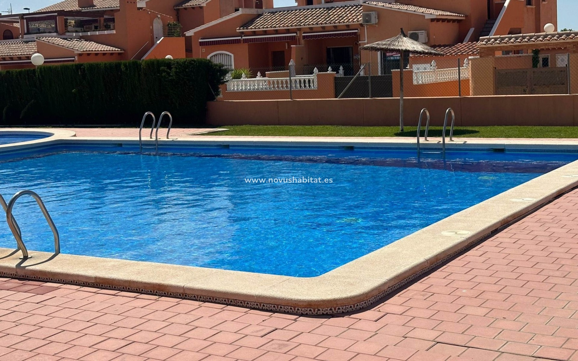 Revente -  Appartement - Torrevieja - Nueva Torrevieja - Aguas Nuevas