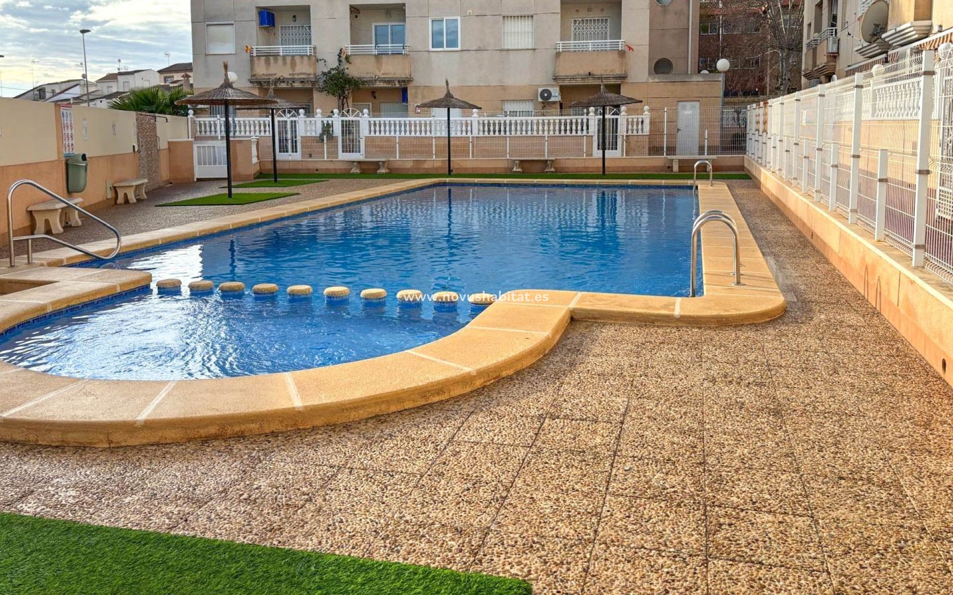 Revente -  Appartement - Torrevieja - Nueva Torrevieja - Aguas Nuevas