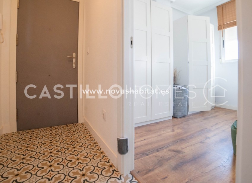 Revente -  Appartement - Torrevieja - Nueva Torrevieja - Aguas Nuevas