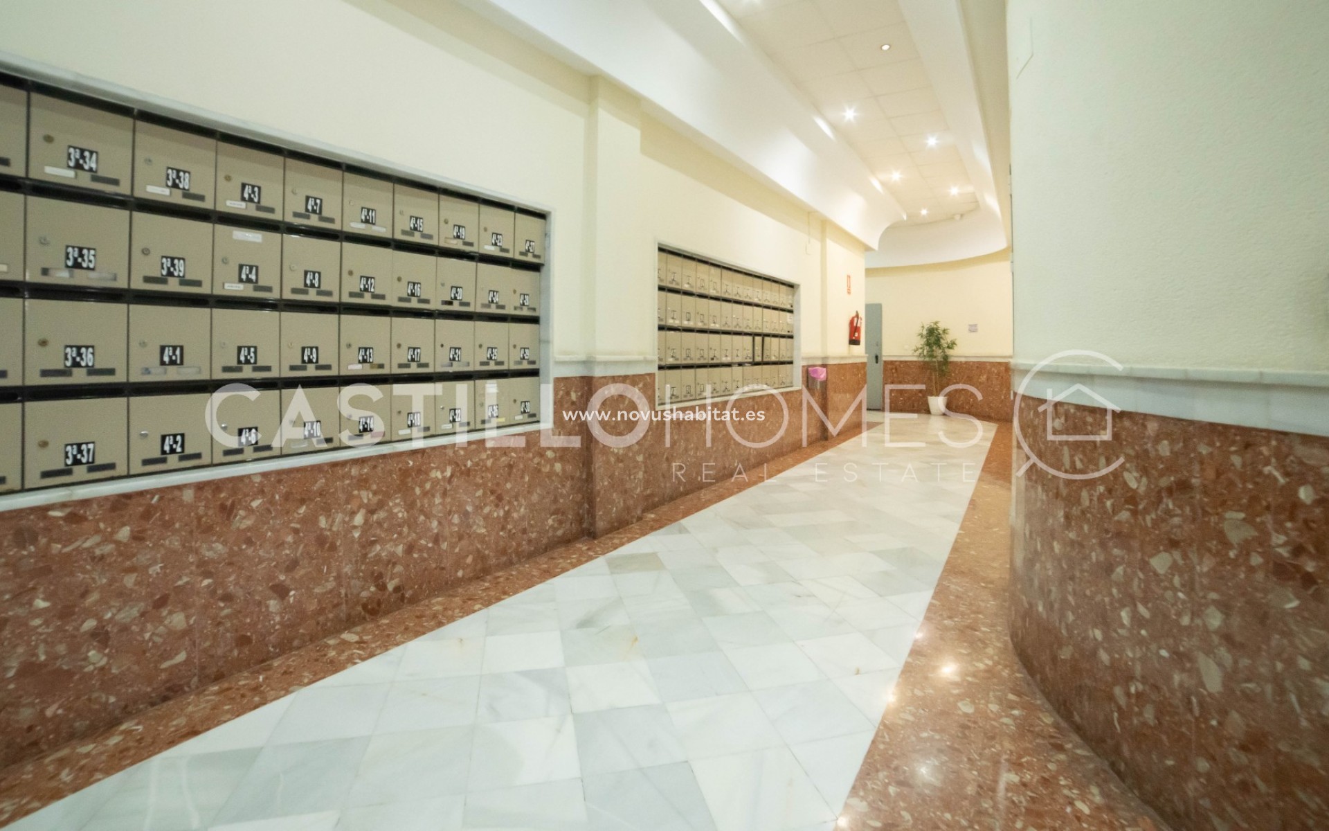 Revente -  Appartement - Torrevieja - Sector 25