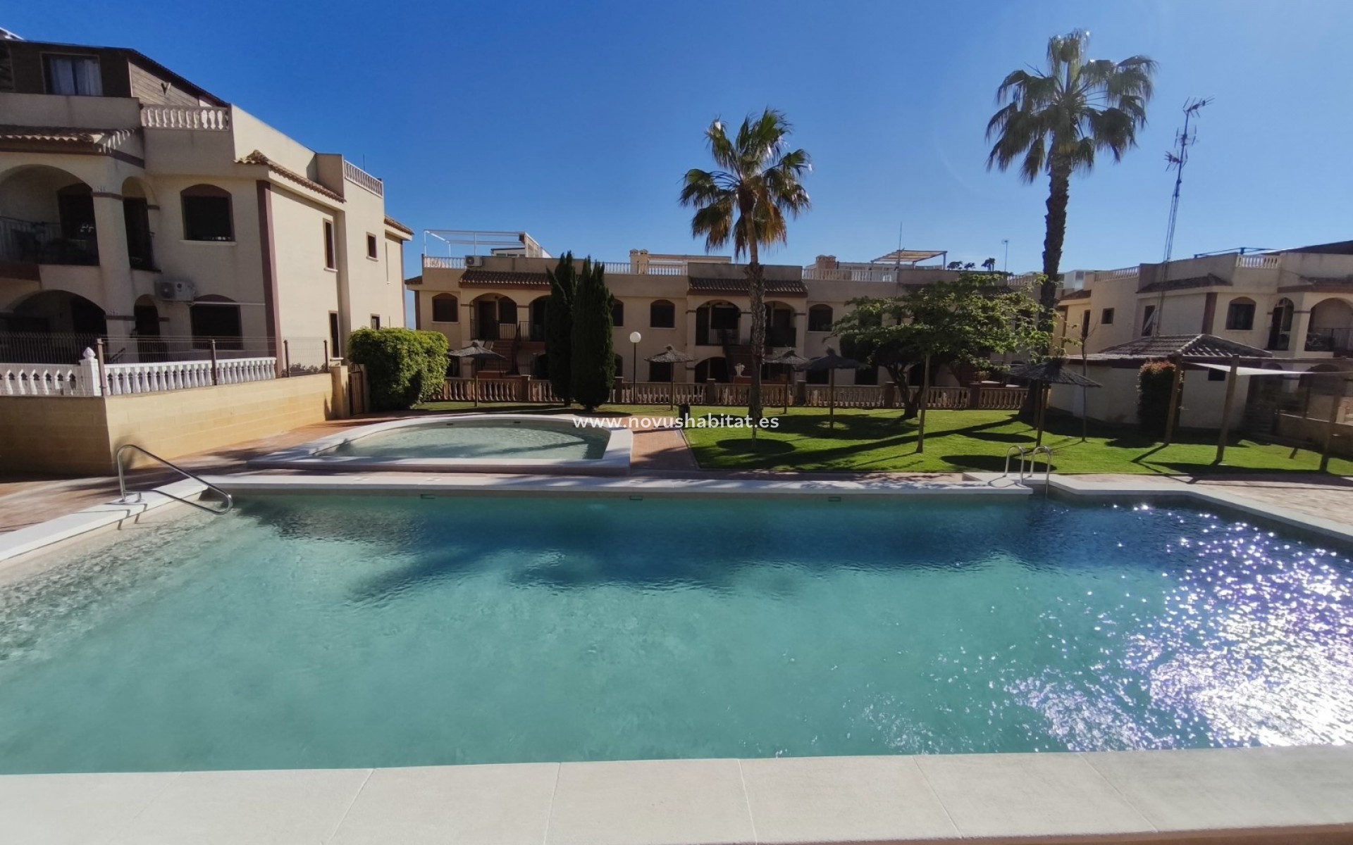 Revente -  Appartement - Torrevieja - Sector 25
