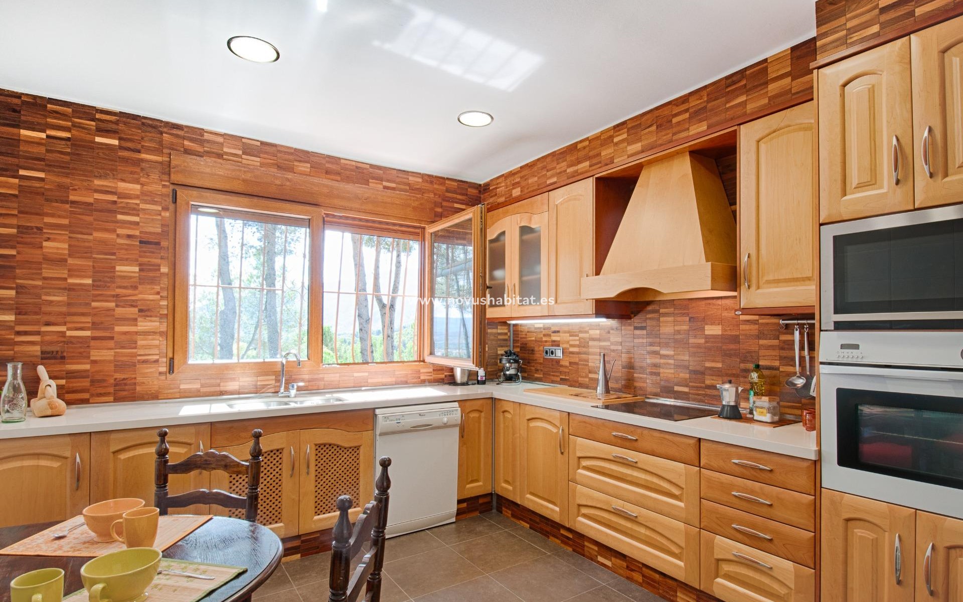 Revente - Colis - Muro d'Alcoi - Turballos