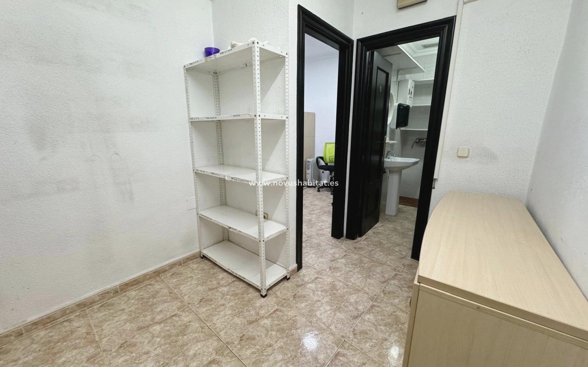 Revente - Commercial premises / Commercial unit / Retail space - Guardamar del Segura - Guardamar del Seguras*