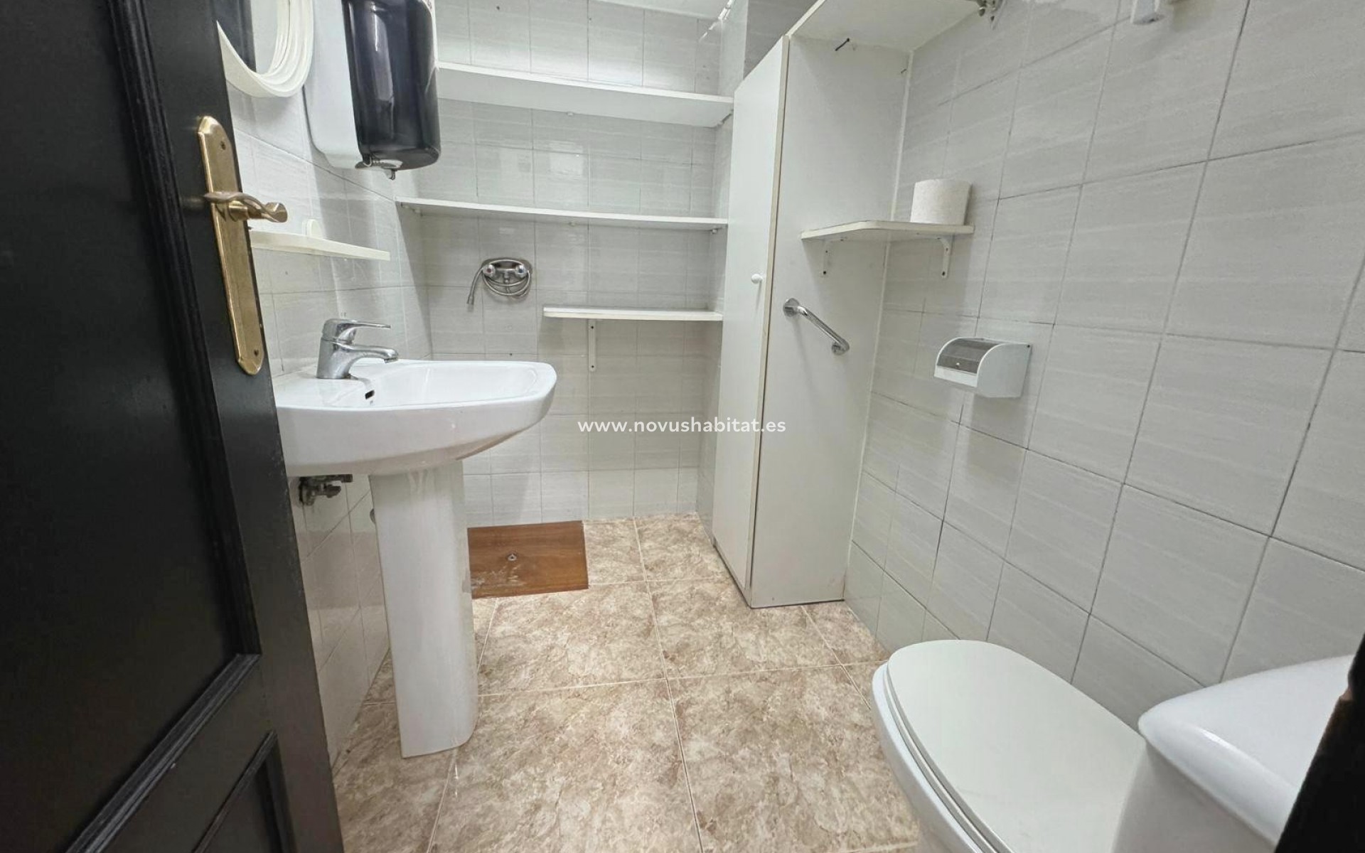 Revente - Commercial premises / Commercial unit / Retail space - Guardamar del Segura - Guardamar del Seguras*