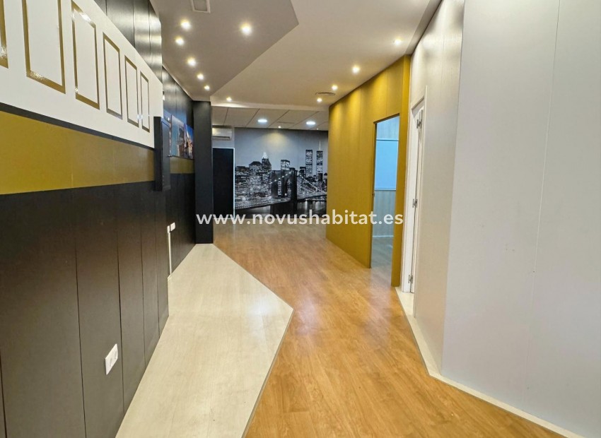 Revente - Commercial premises / Commercial unit / Retail space - Guardamar del Segura