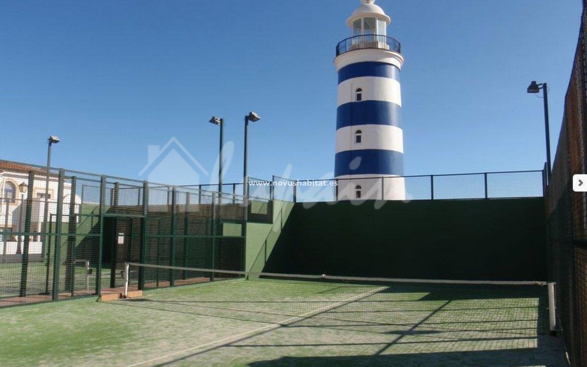 Segunda mano - Apartamento - Las Chafiras - El Faro Llano Del Camello Tenerife