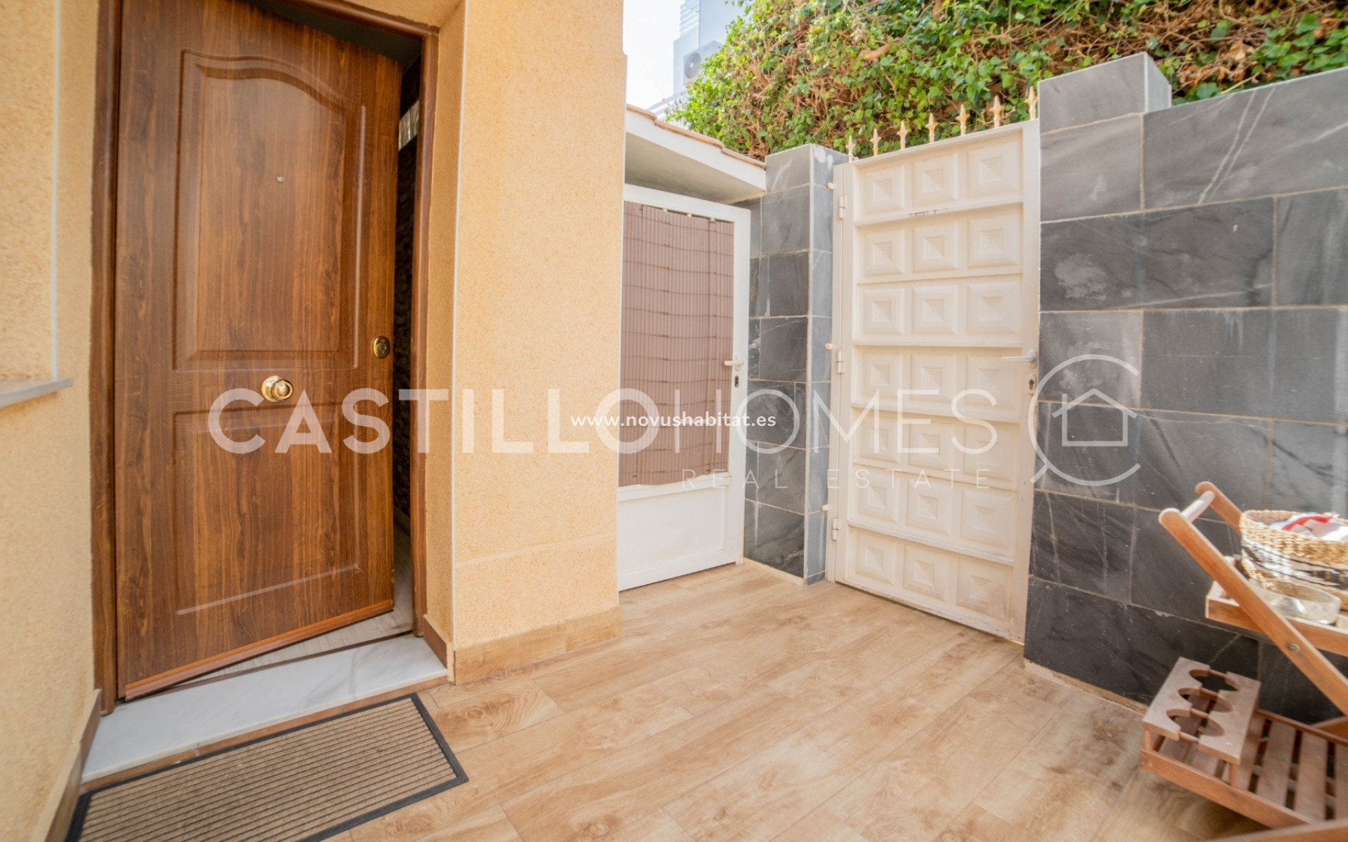 Segunda mano - Apartamento - Torrevieja - Urb. Rosaleda