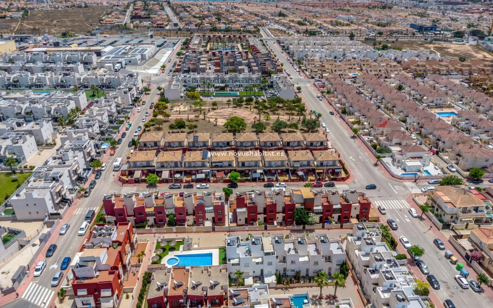 Segunda mano - Terraced house / Townhouse - Torrevieja - Aguas Nuevas