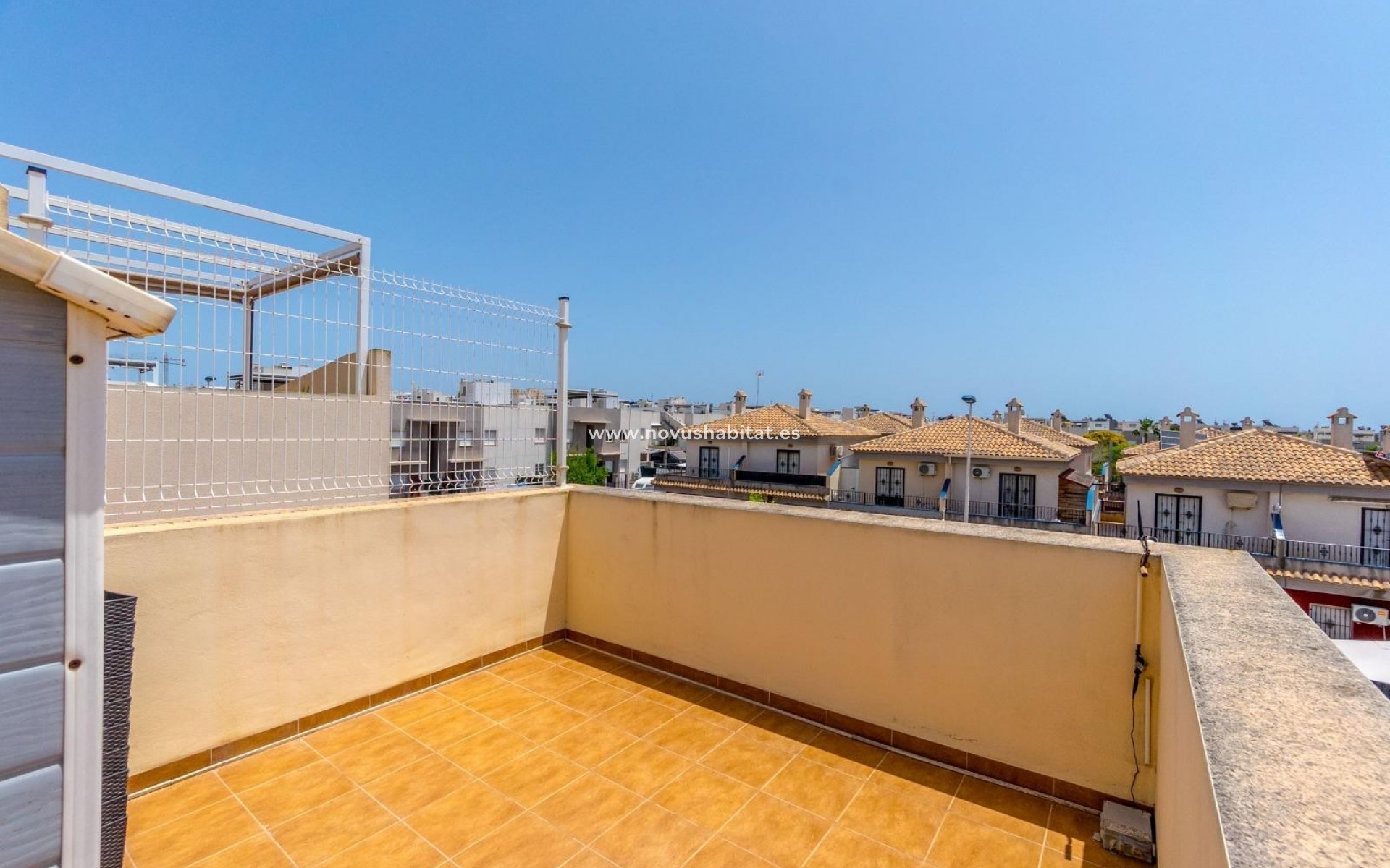 Segunda mano - Terraced house / Townhouse - Torrevieja - Aguas Nuevas