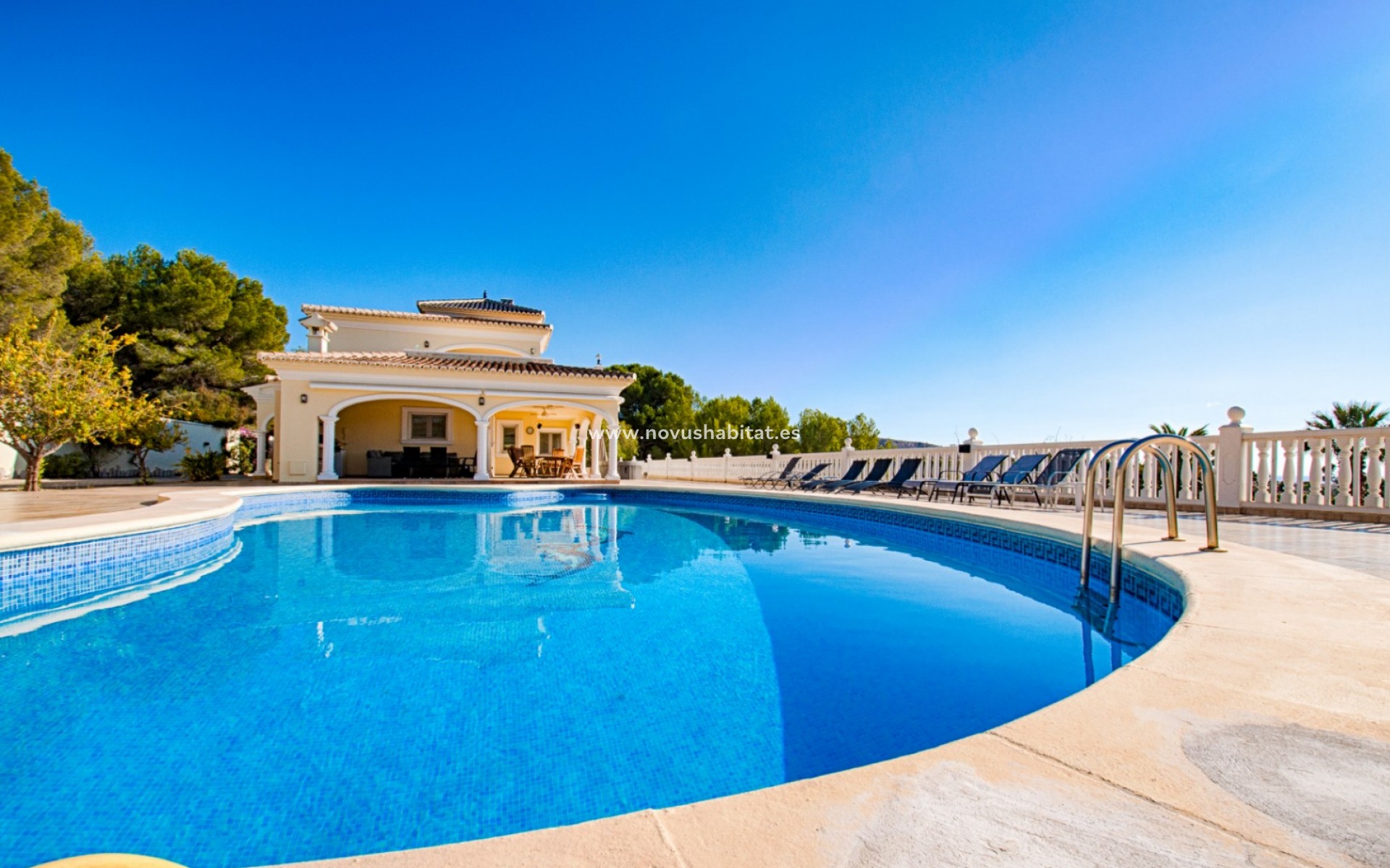 Segunda mano - Villa - Moraira