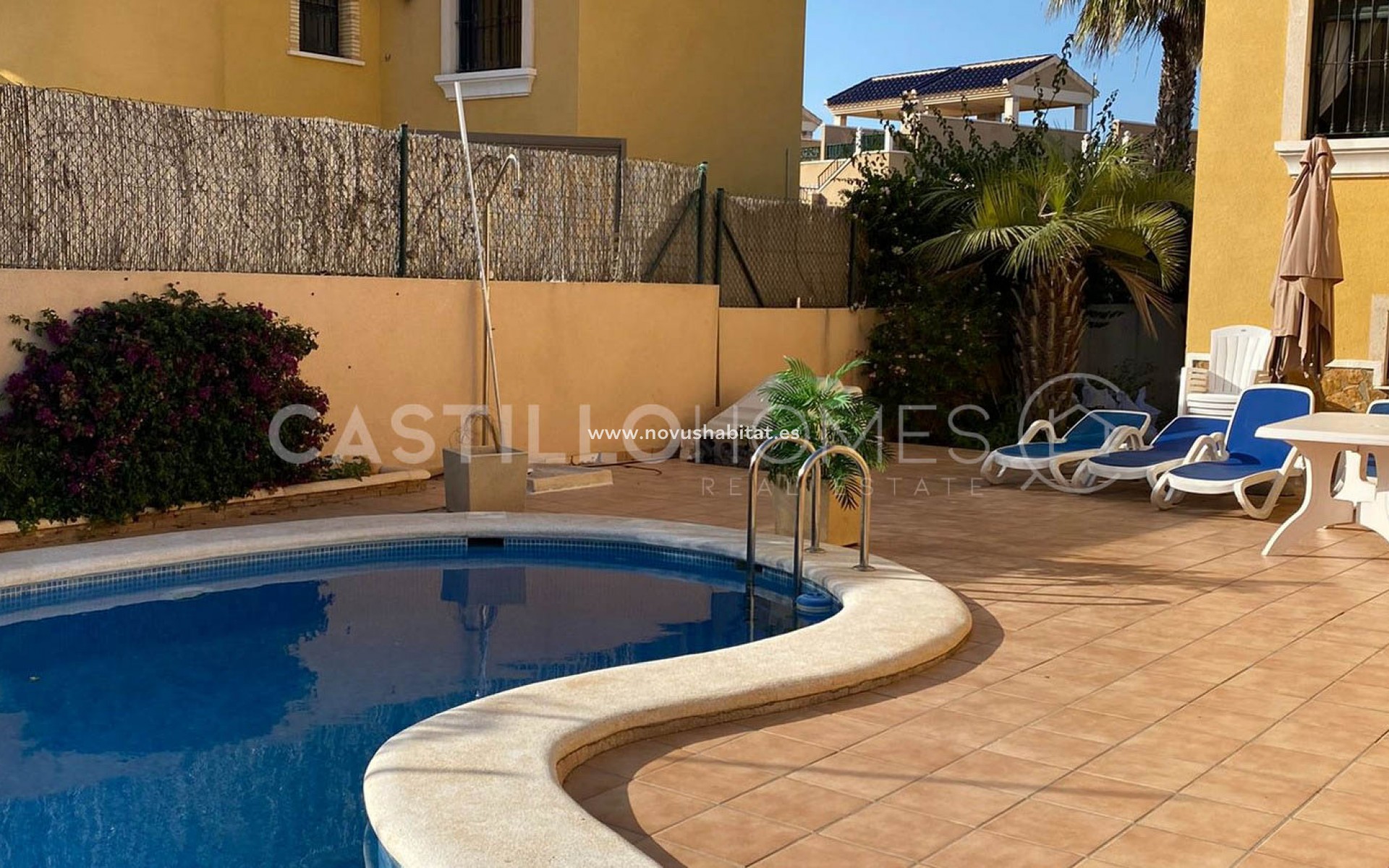 Segunda mano - Villa - Orihuela Costa - Villamartín