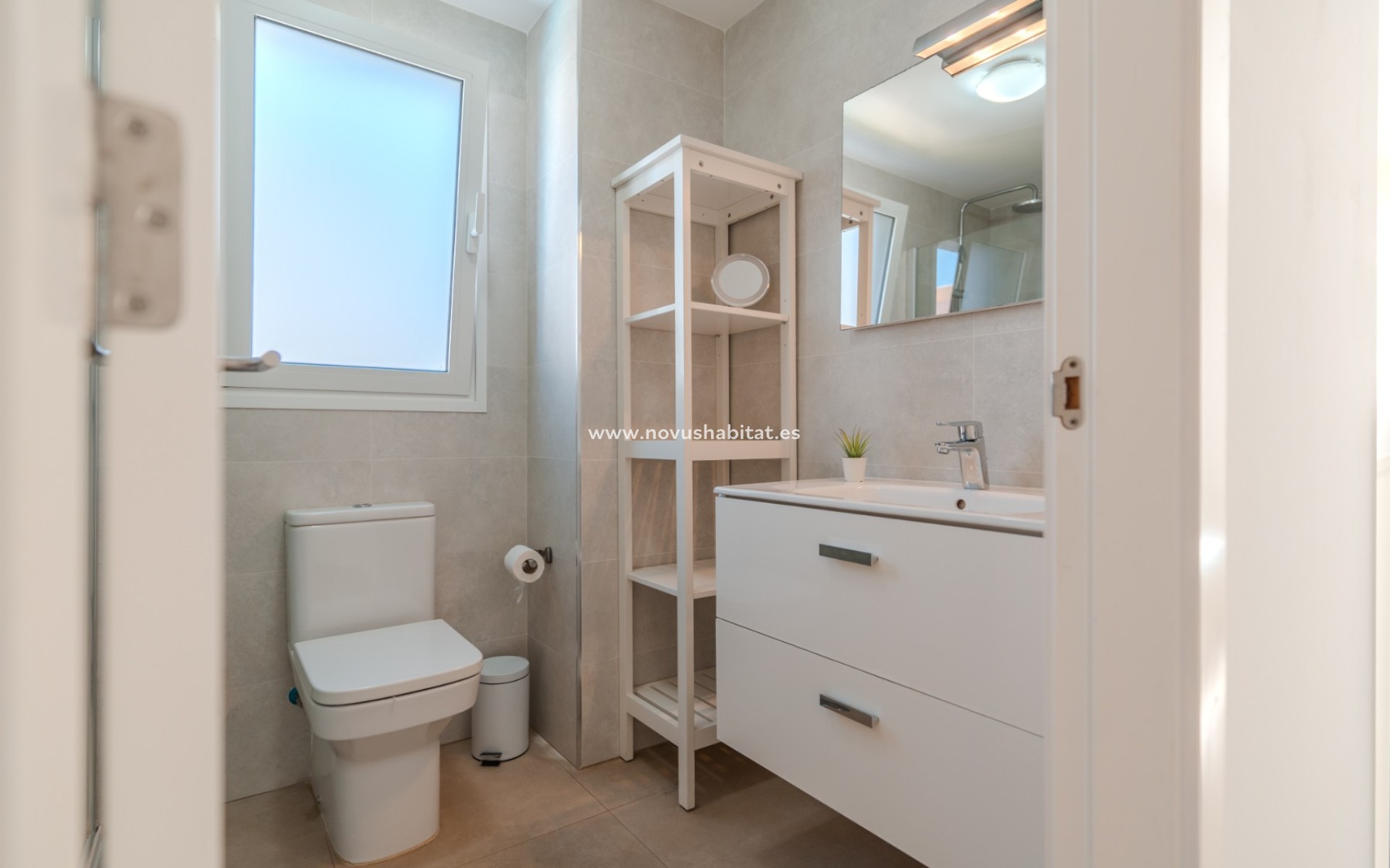 Segunda mano - Villa - Playa Paraiso