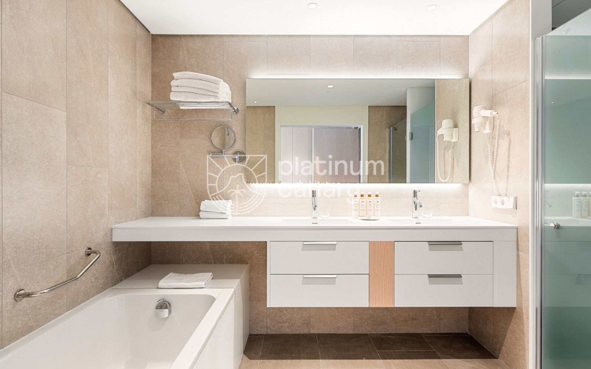 Sprzedaż - Apartament - Adeje - Santa Cruz de Tenerife