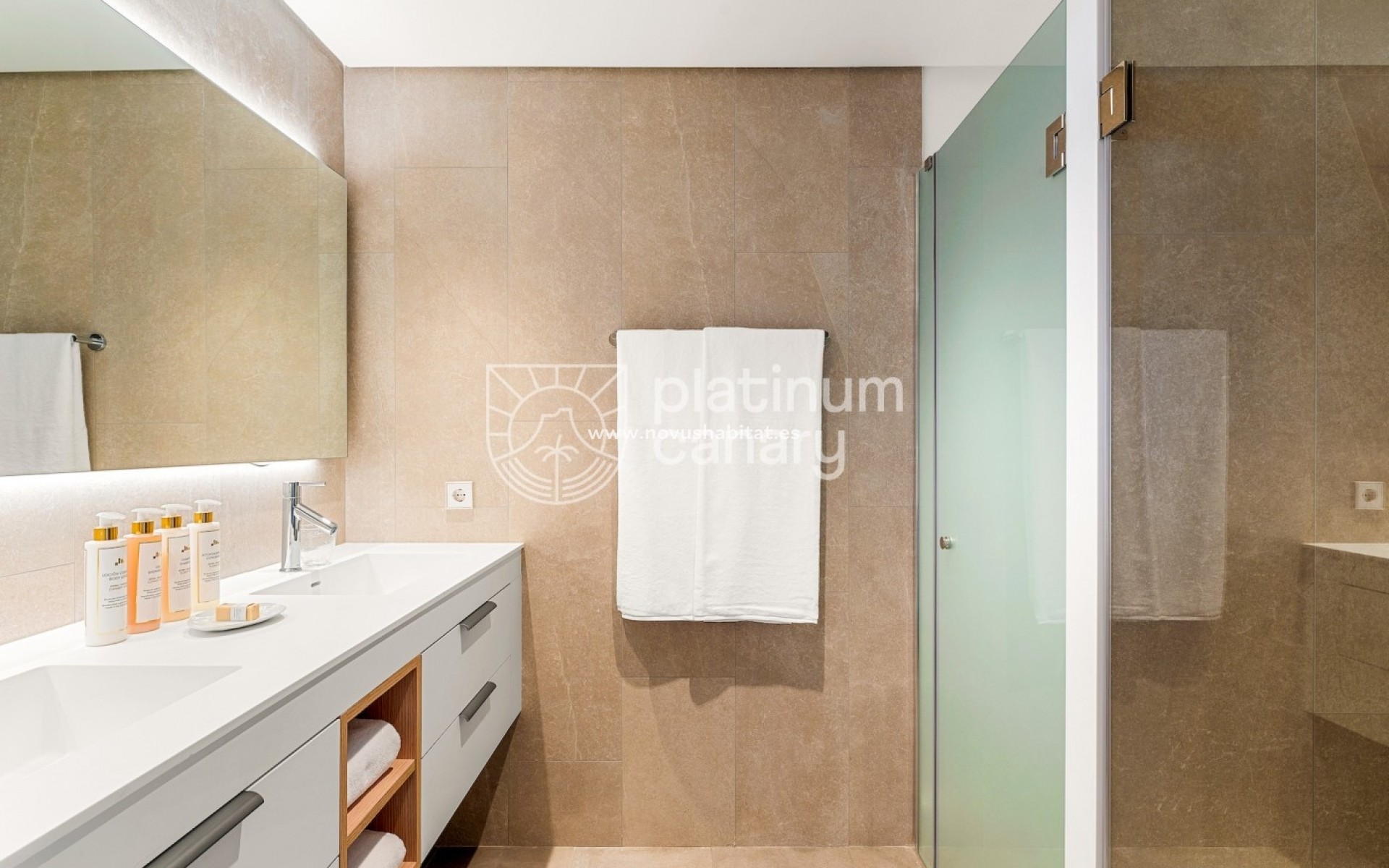 Sprzedaż - Apartament - Adeje - Santa Cruz de Tenerife