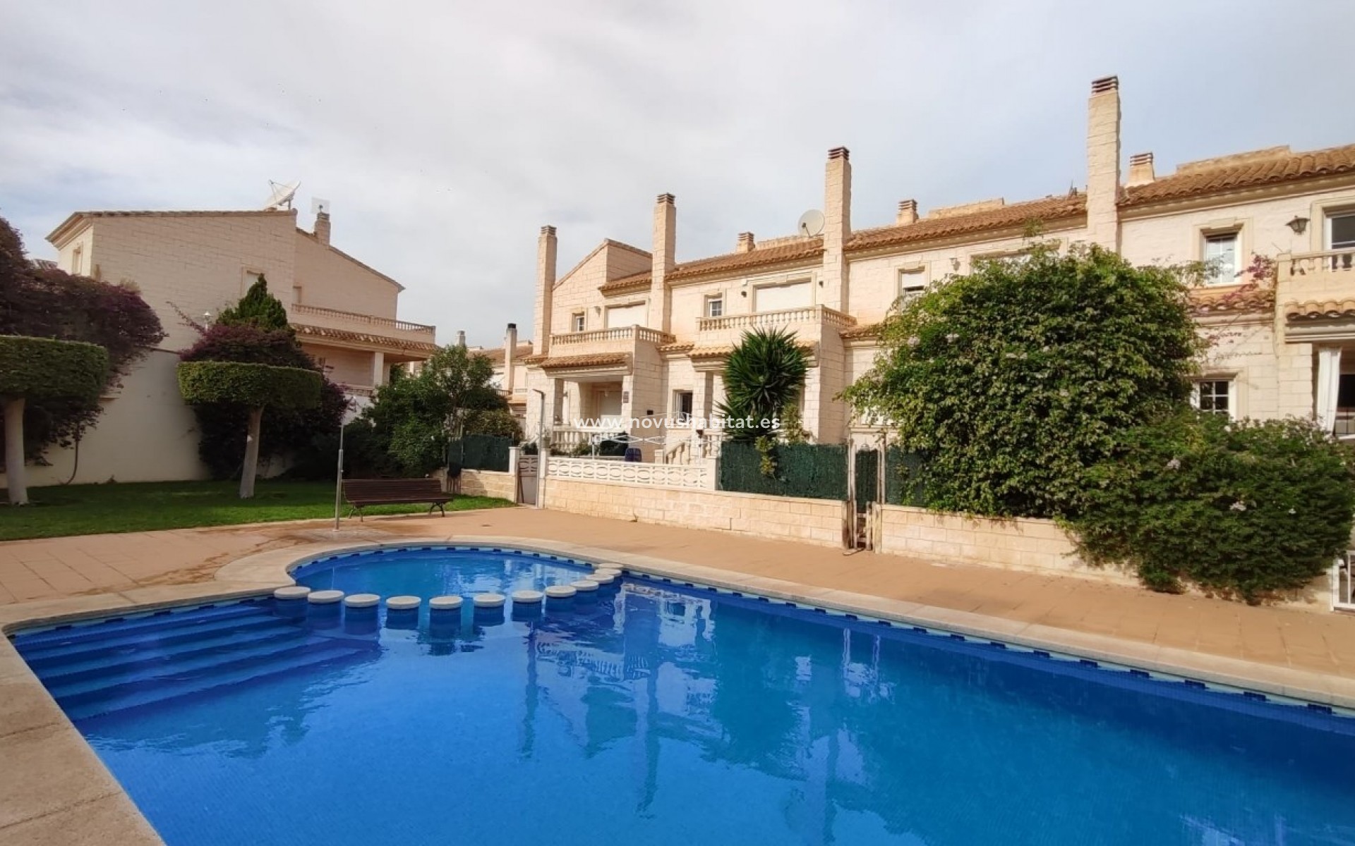 Sprzedaż - Apartament - Albir