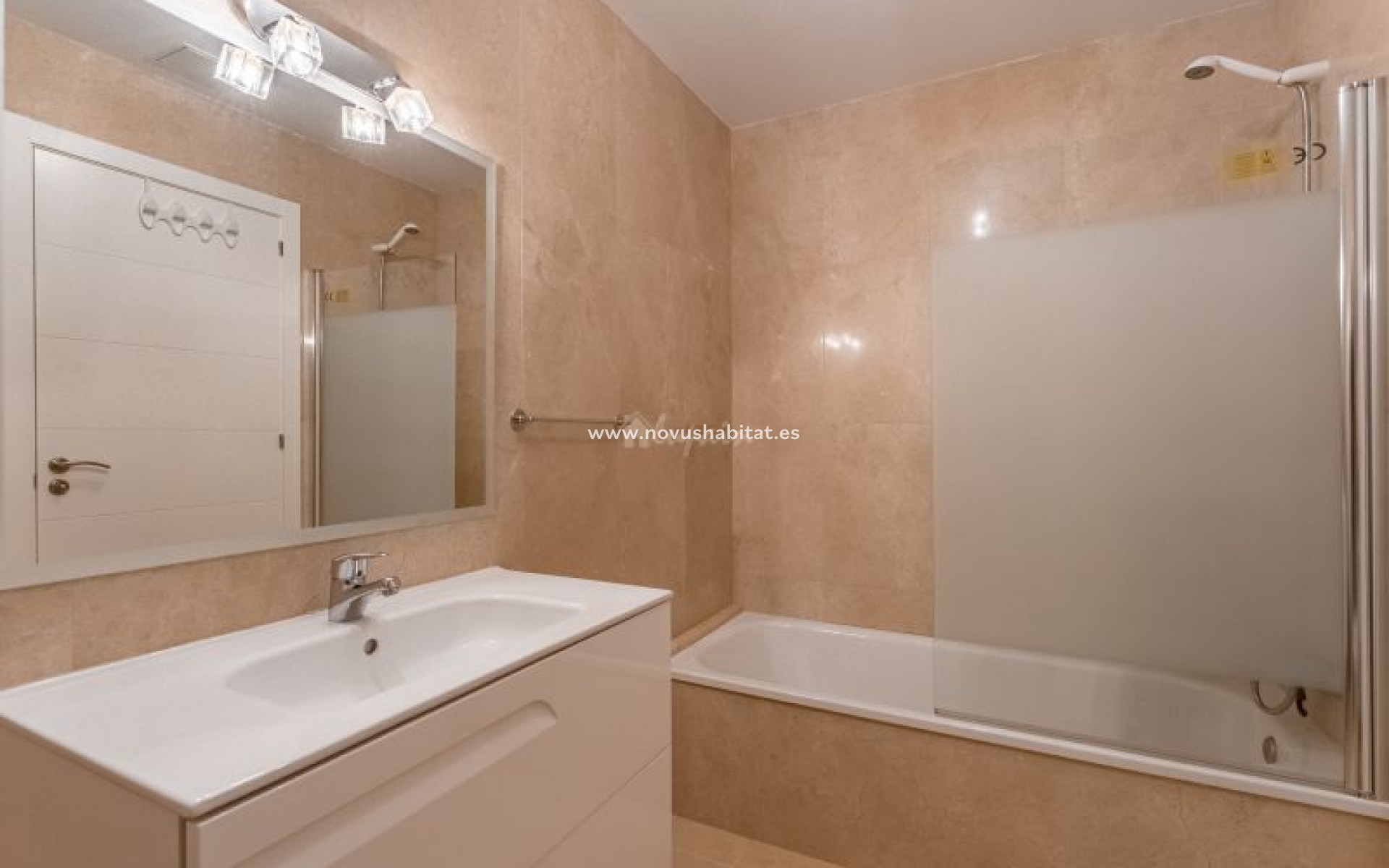 Sprzedaż - Apartament - La Caleta - Magnolia Golf Resort La Caleta