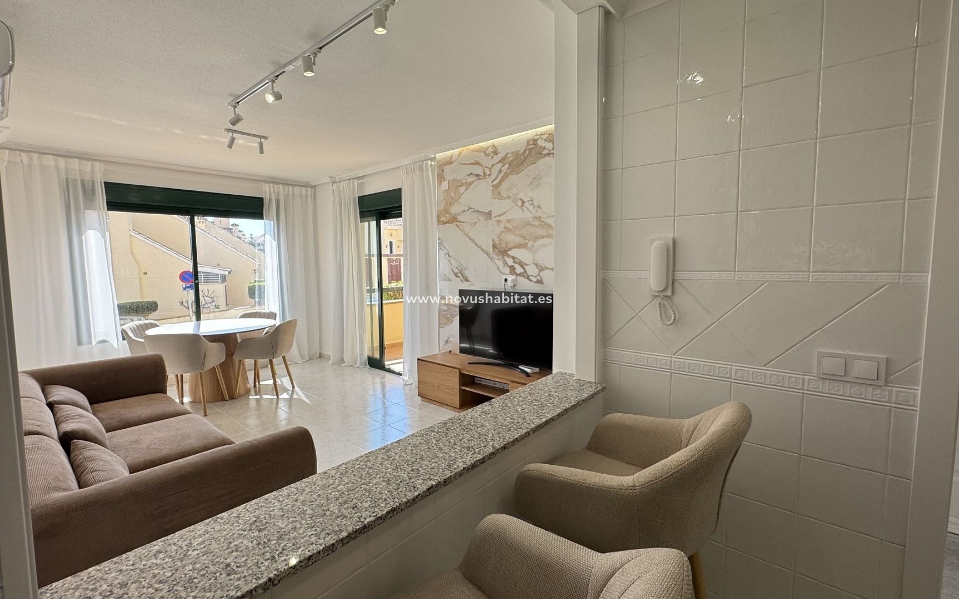 Sprzedaż - Apartament - Lomas De Campoamor