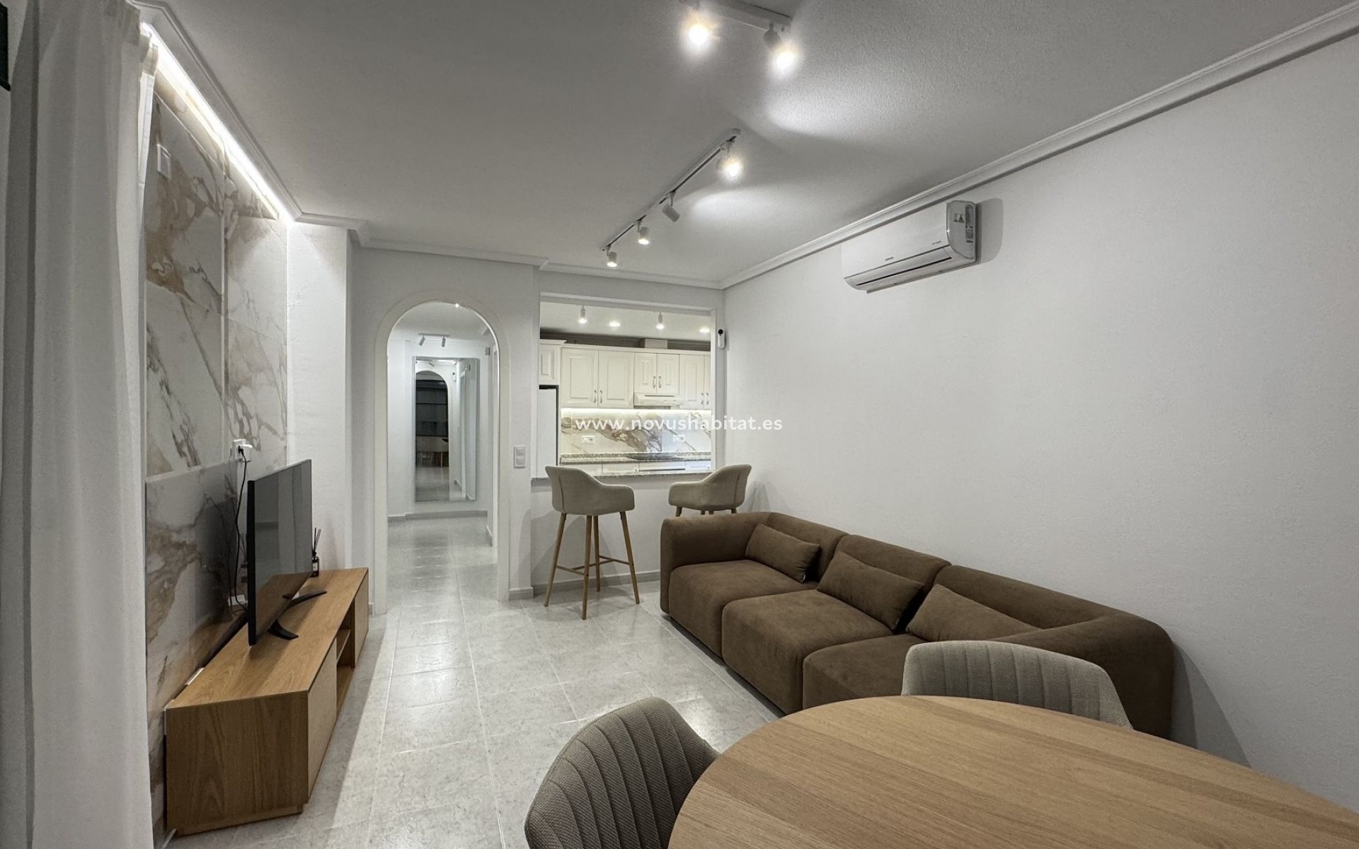Sprzedaż - Apartament - Lomas De Campoamor