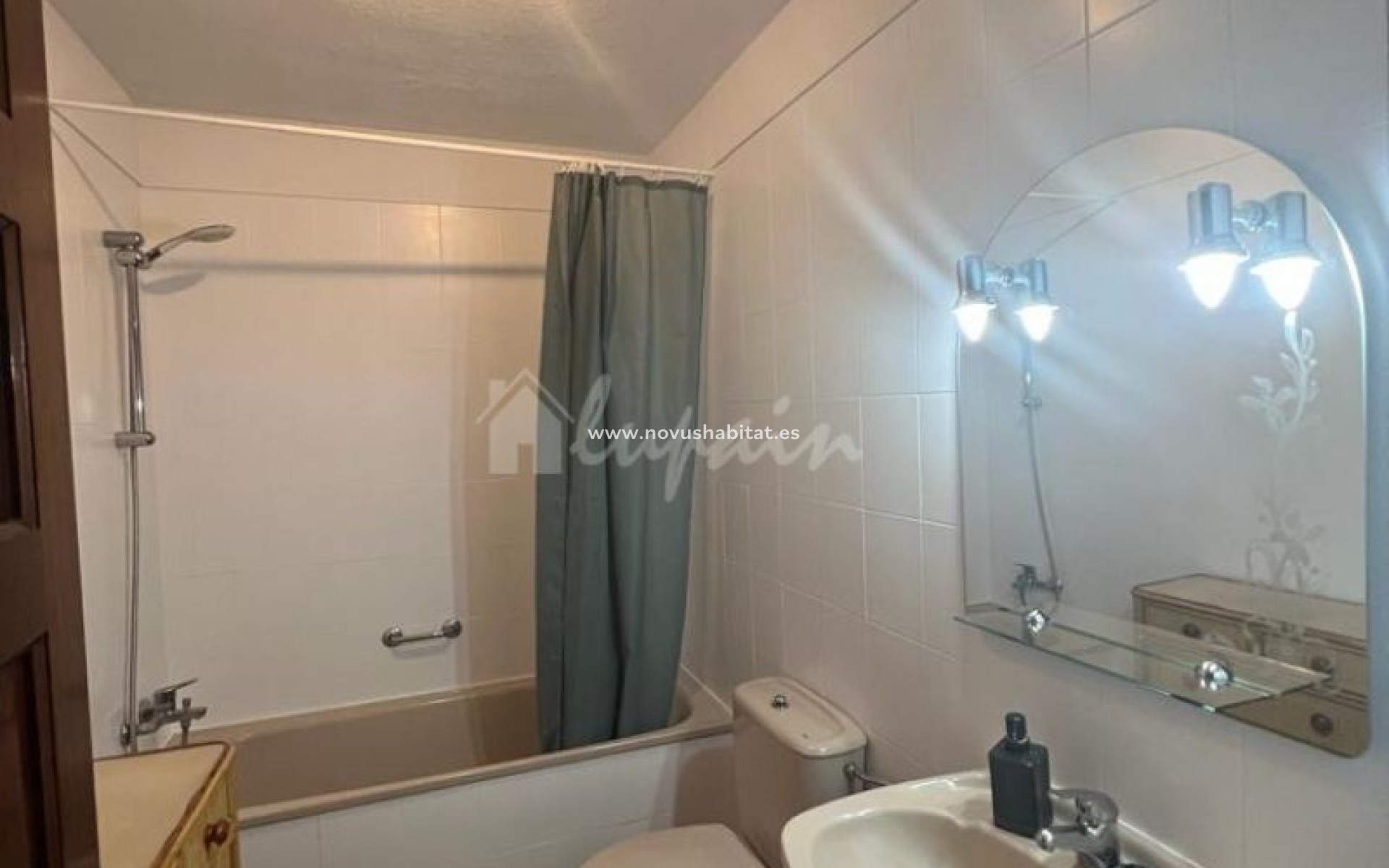 Sprzedaż - Apartament - Los Cristianos - avda amsterdam 2 38650 Los Cristianos Arona Tenerife