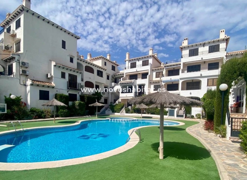 Sprzedaż - Apartament - Orihuela Costa - Cabo Roig