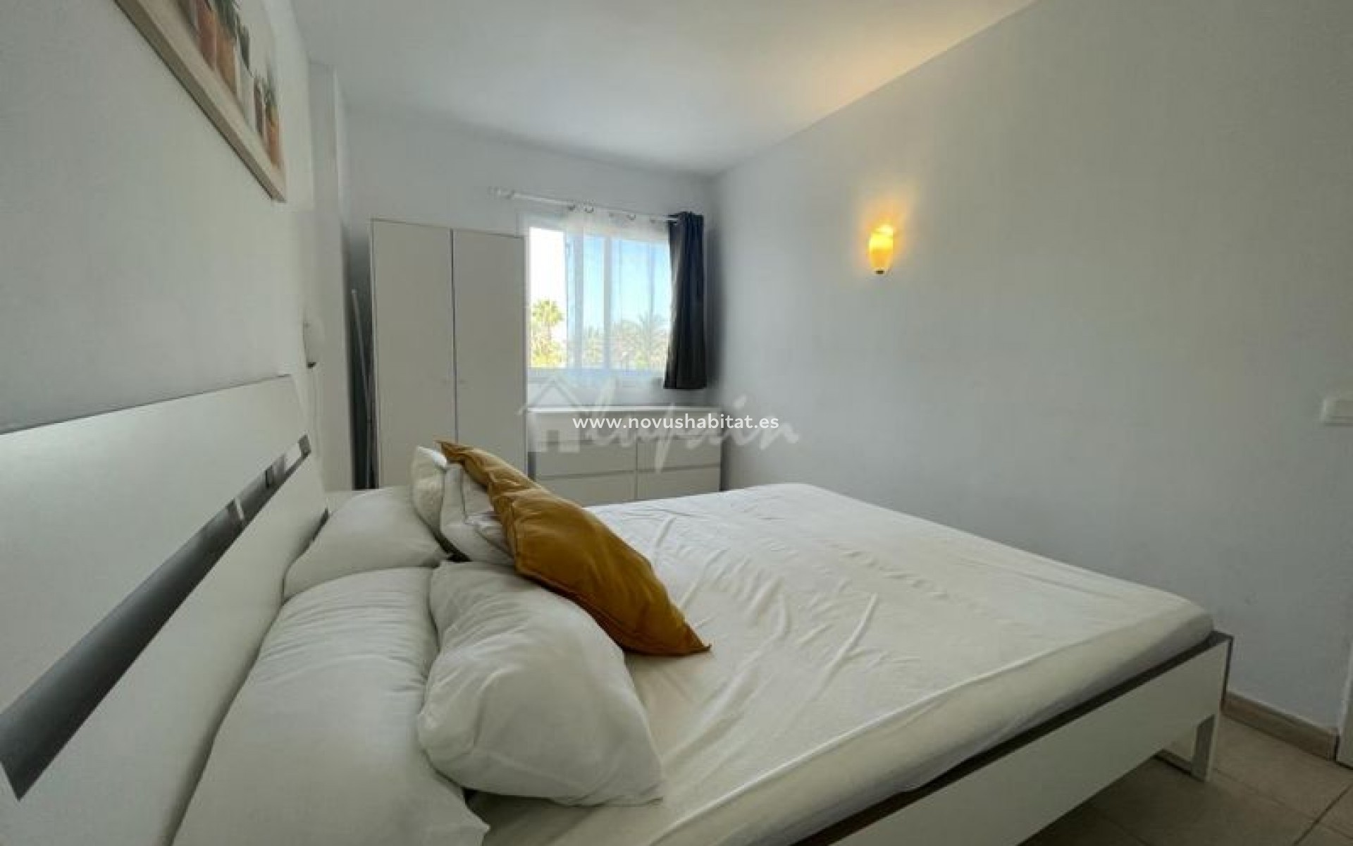 Sprzedaż - Apartament - Playa De Las Americas - Avda Santiado Puig, 38650 Playa De Las Americas Adeje Tenerife