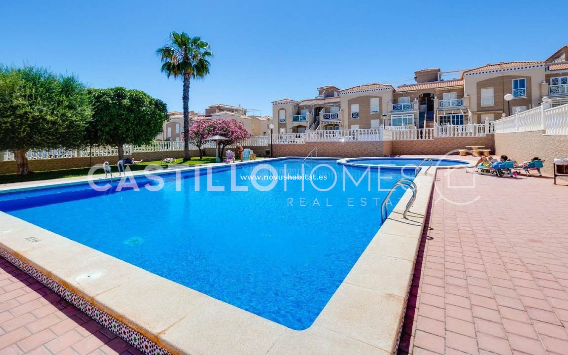 Sprzedaż - Apartament - Torrevieja - Altos de la Bahía