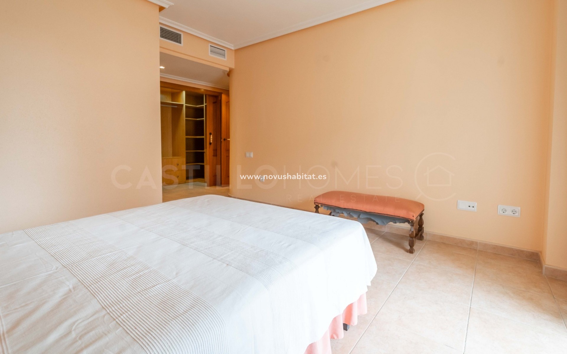 Sprzedaż - Apartament - Torrevieja - Centro