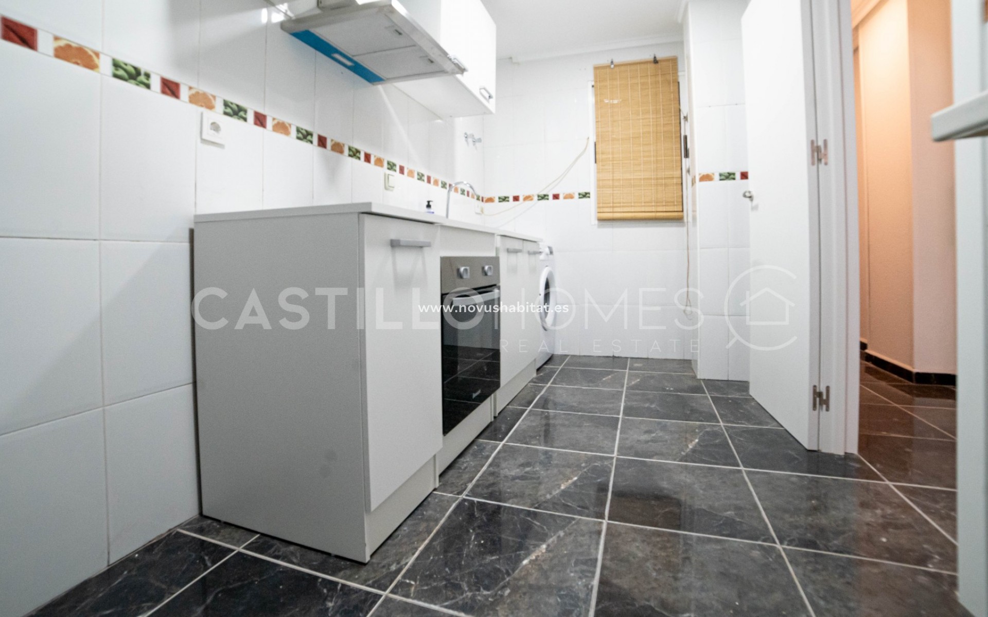 Sprzedaż - Apartament - Torrevieja - Centro