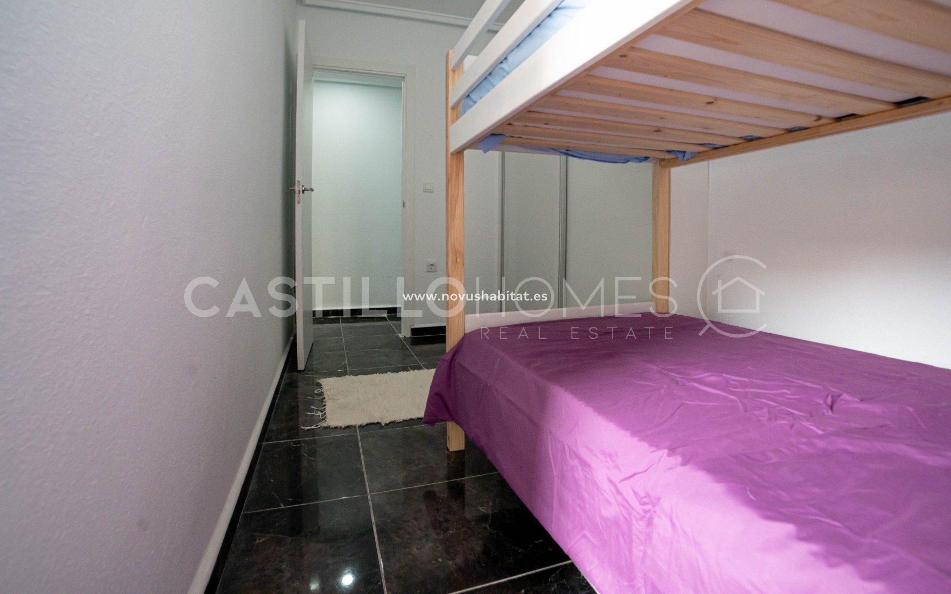 Sprzedaż - Apartament - Torrevieja - Centro
