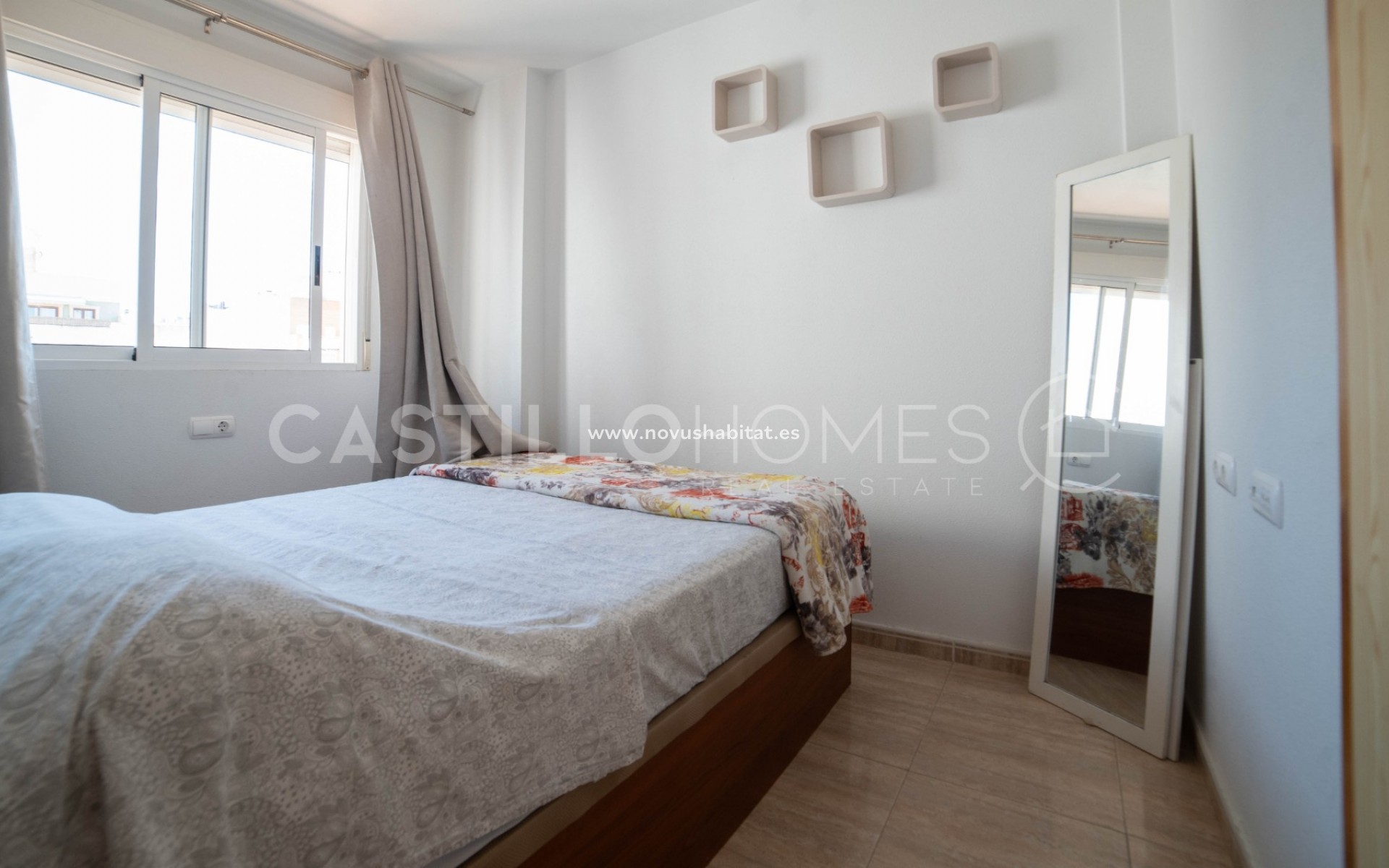 Sprzedaż - Apartament - Torrevieja - Centro