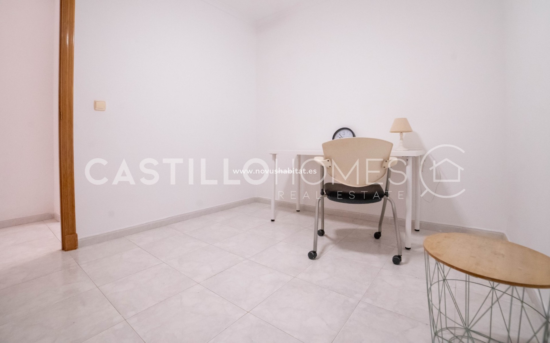 Sprzedaż - Apartament - Torrevieja - Centro