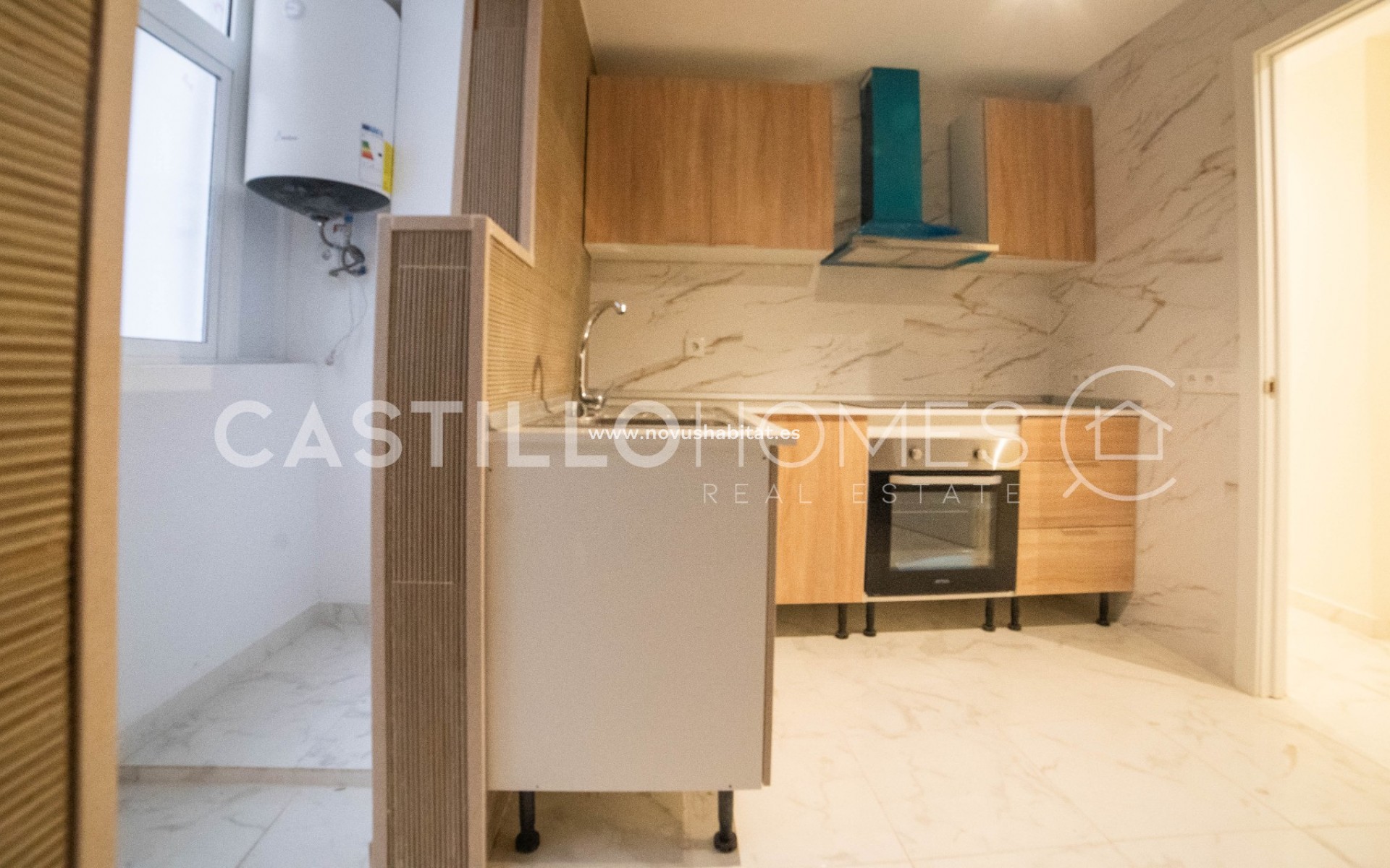 Sprzedaż - Apartament - Torrevieja - Centro