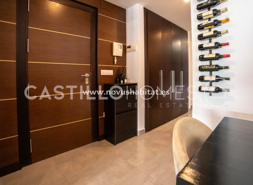 Sprzedaż - Apartament - Torrevieja - Centro