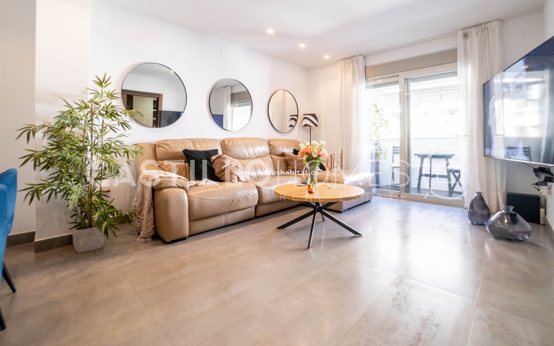 Sprzedaż - Apartament - Torrevieja - Centro