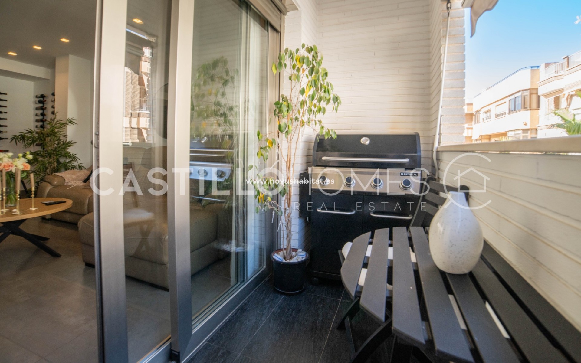 Sprzedaż - Apartament - Torrevieja - Centro