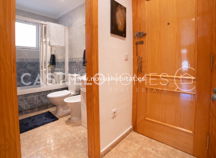 Sprzedaż - Apartament - Torrevieja - Centro