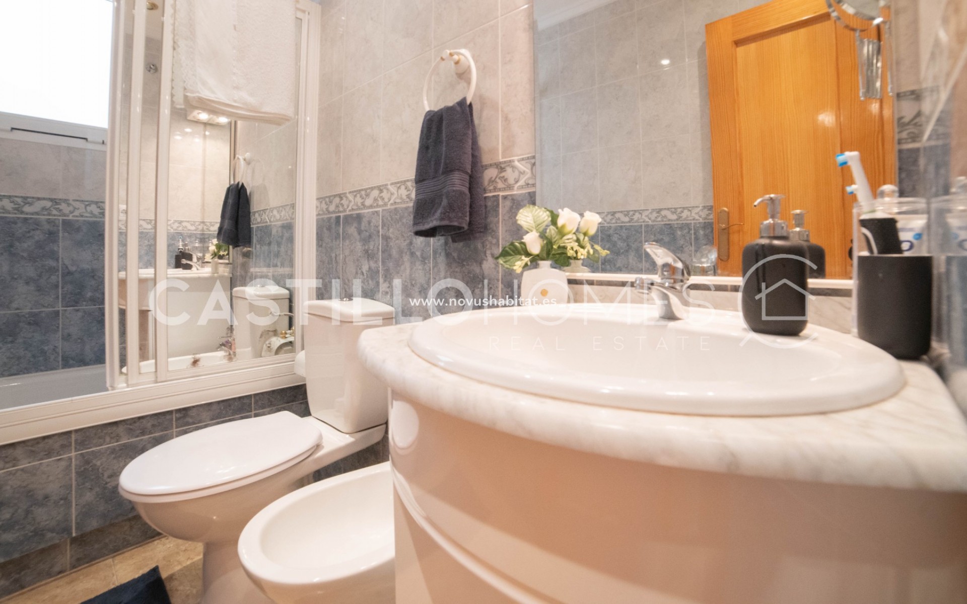 Sprzedaż - Apartament - Torrevieja - Centro