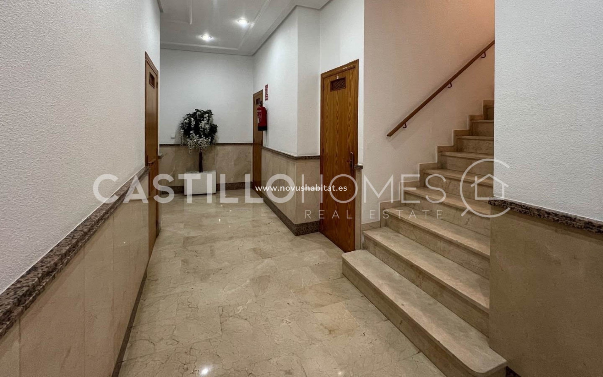 Sprzedaż - Apartament - Torrevieja - Centro