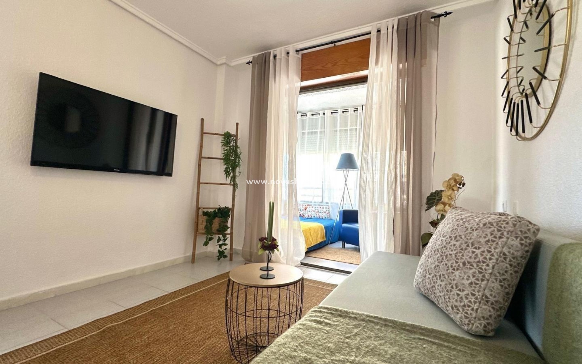 Sprzedaż - Apartament - Torrevieja - El Chaparral