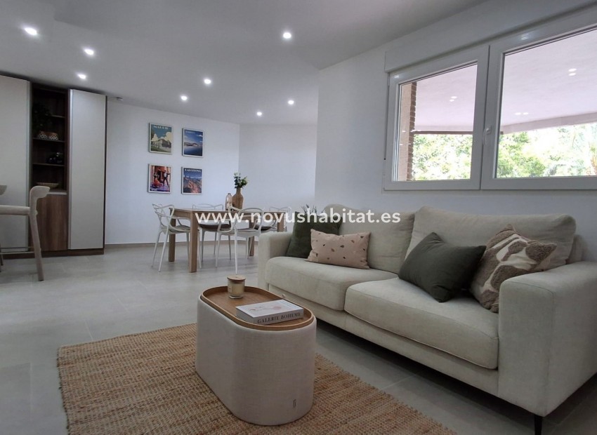 Sprzedaż - Apartament - Torrevieja - Playa Acequion